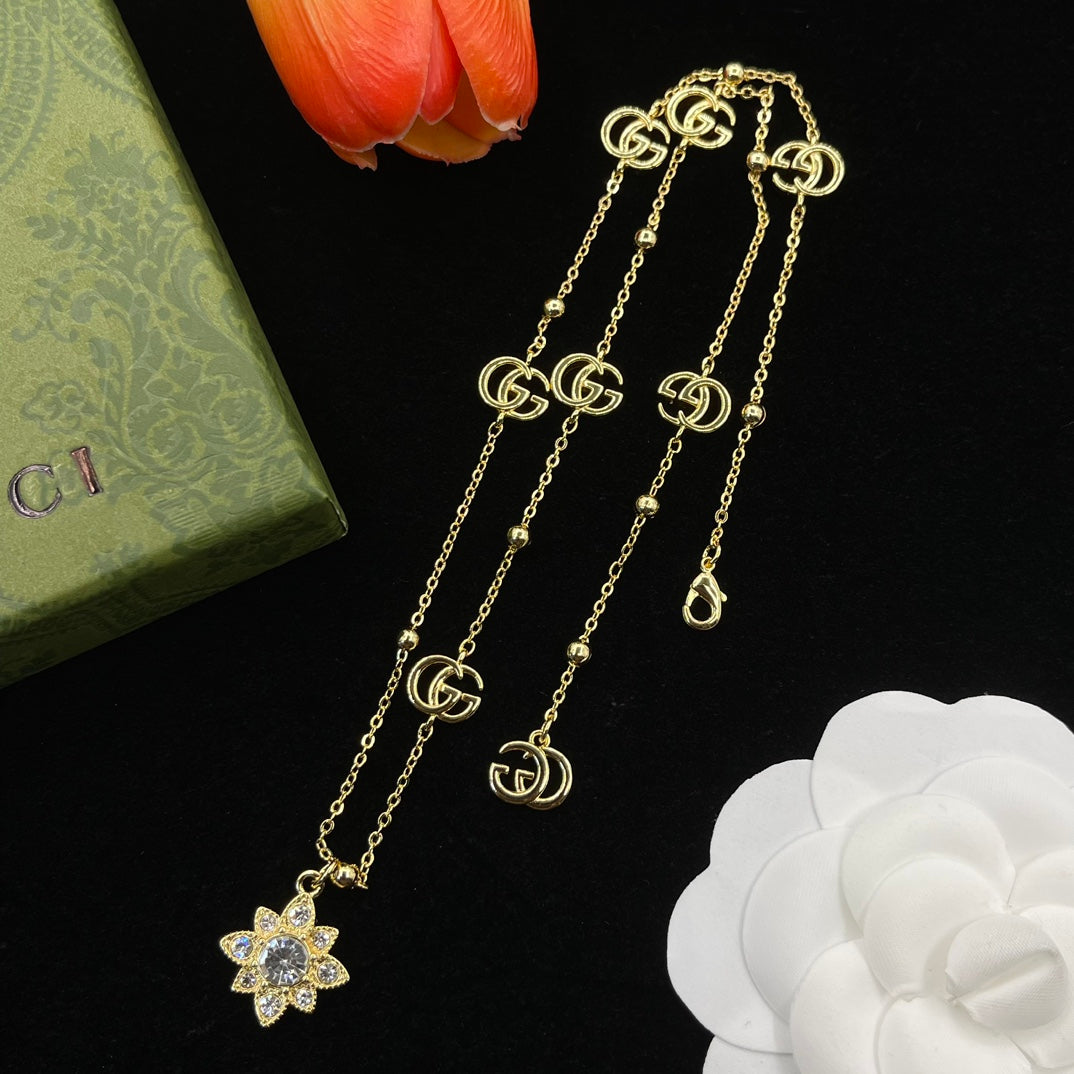 175RB27X Popular   Necklaces .