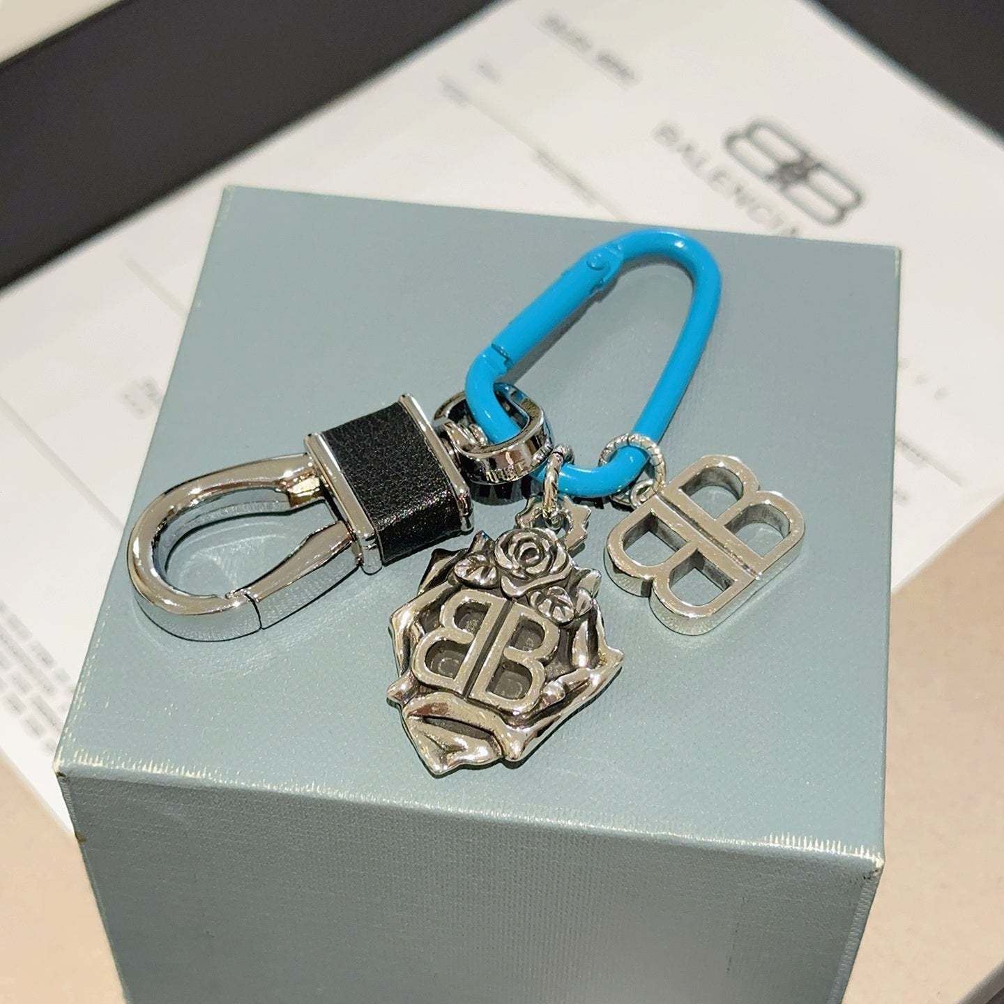 35ZJ73A Popular bag 's charms accessories