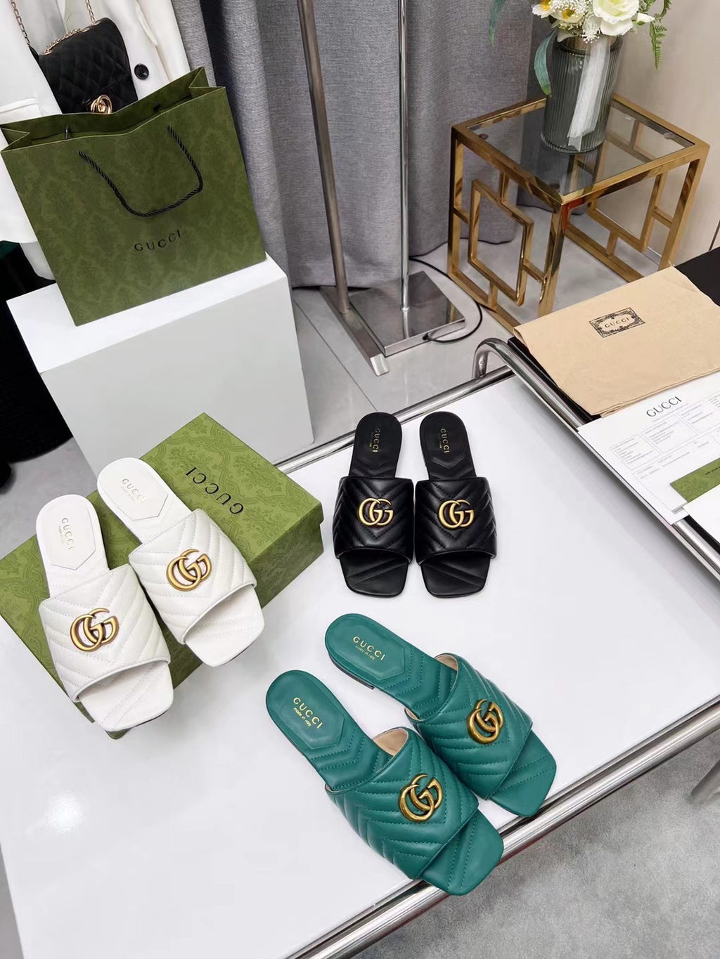 Z2X66B48 Popular high-quality leather slippers