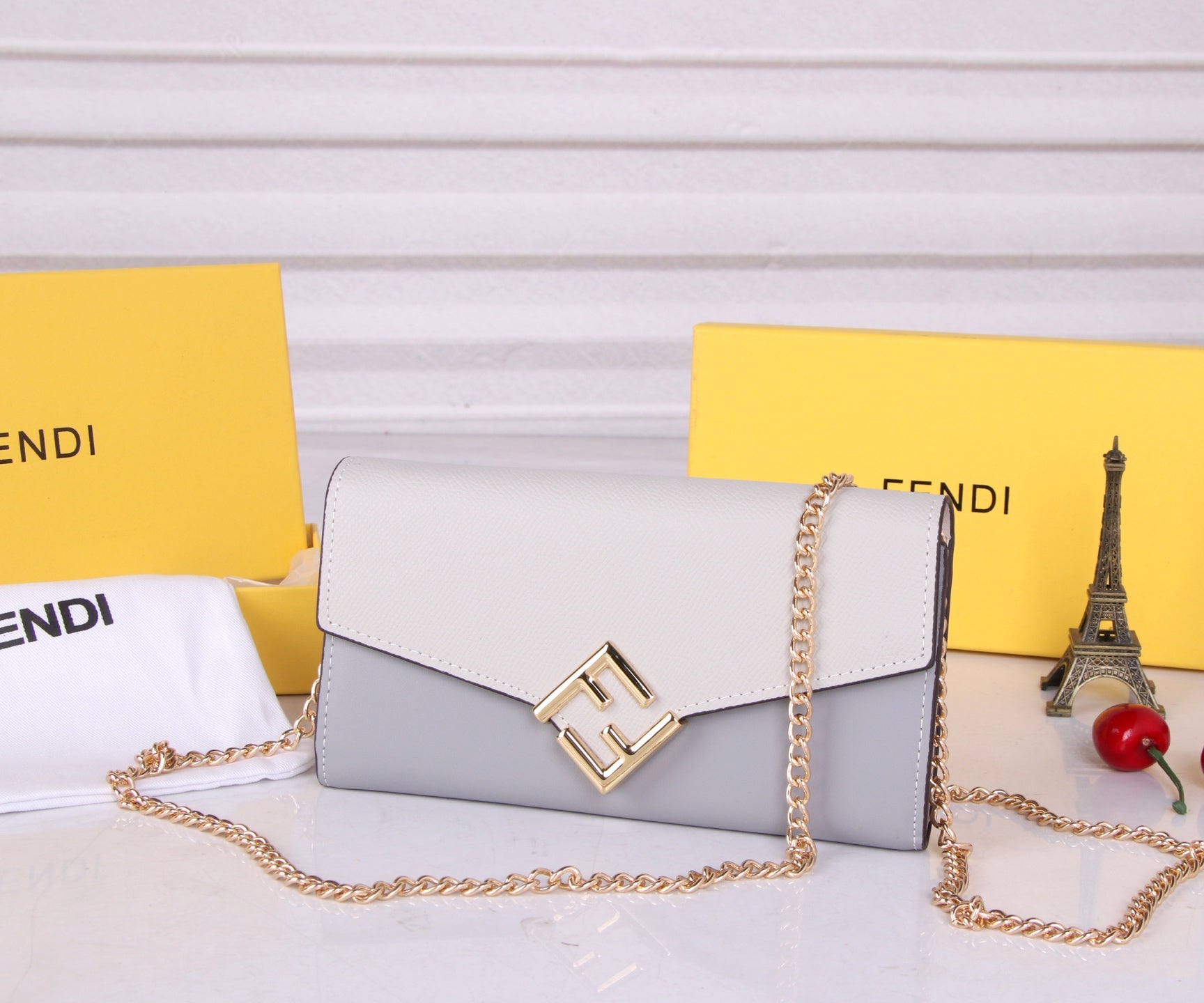136PF103B Popular leather bag