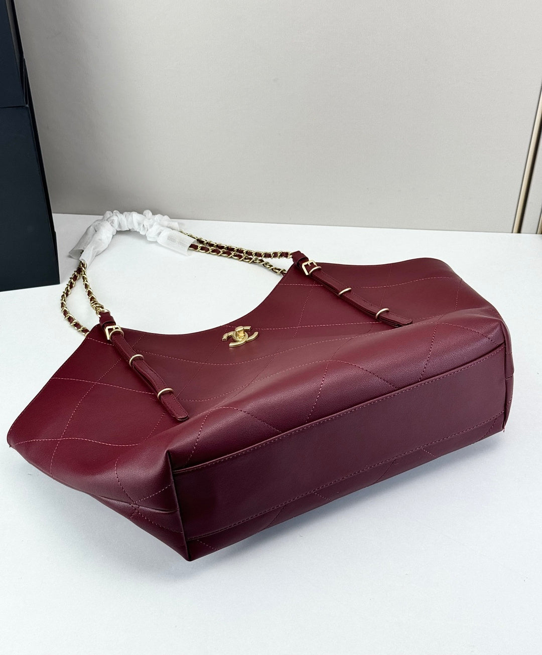 146PC11B Popular leather bag