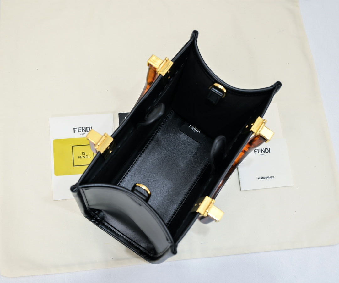 136PF101B Popular leather bag