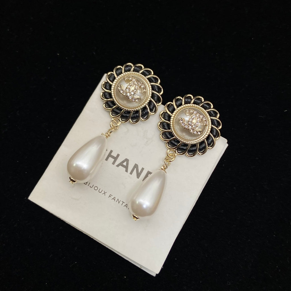 14C681E Popular Earrings