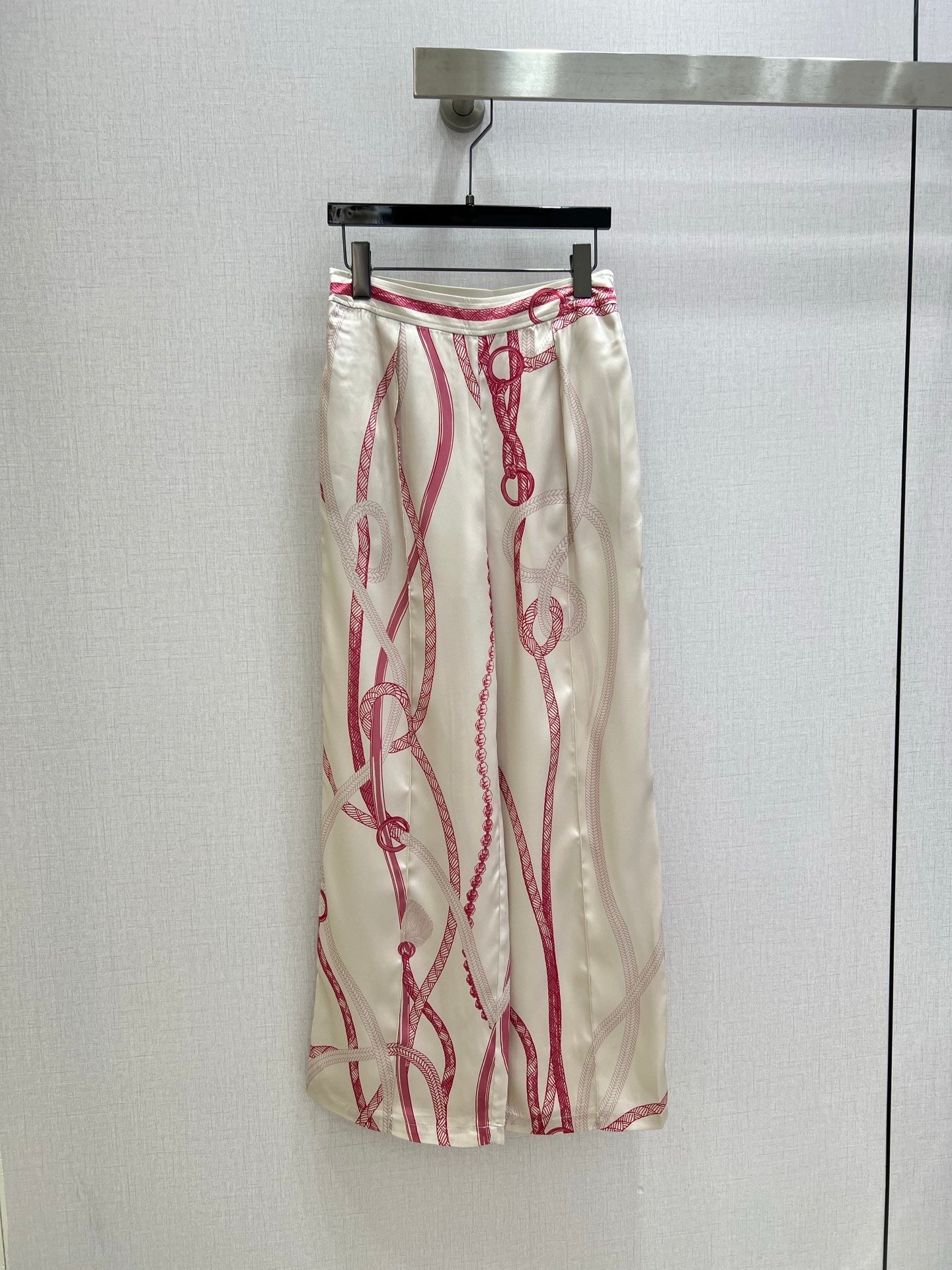 256RH87U Popular top and pants set