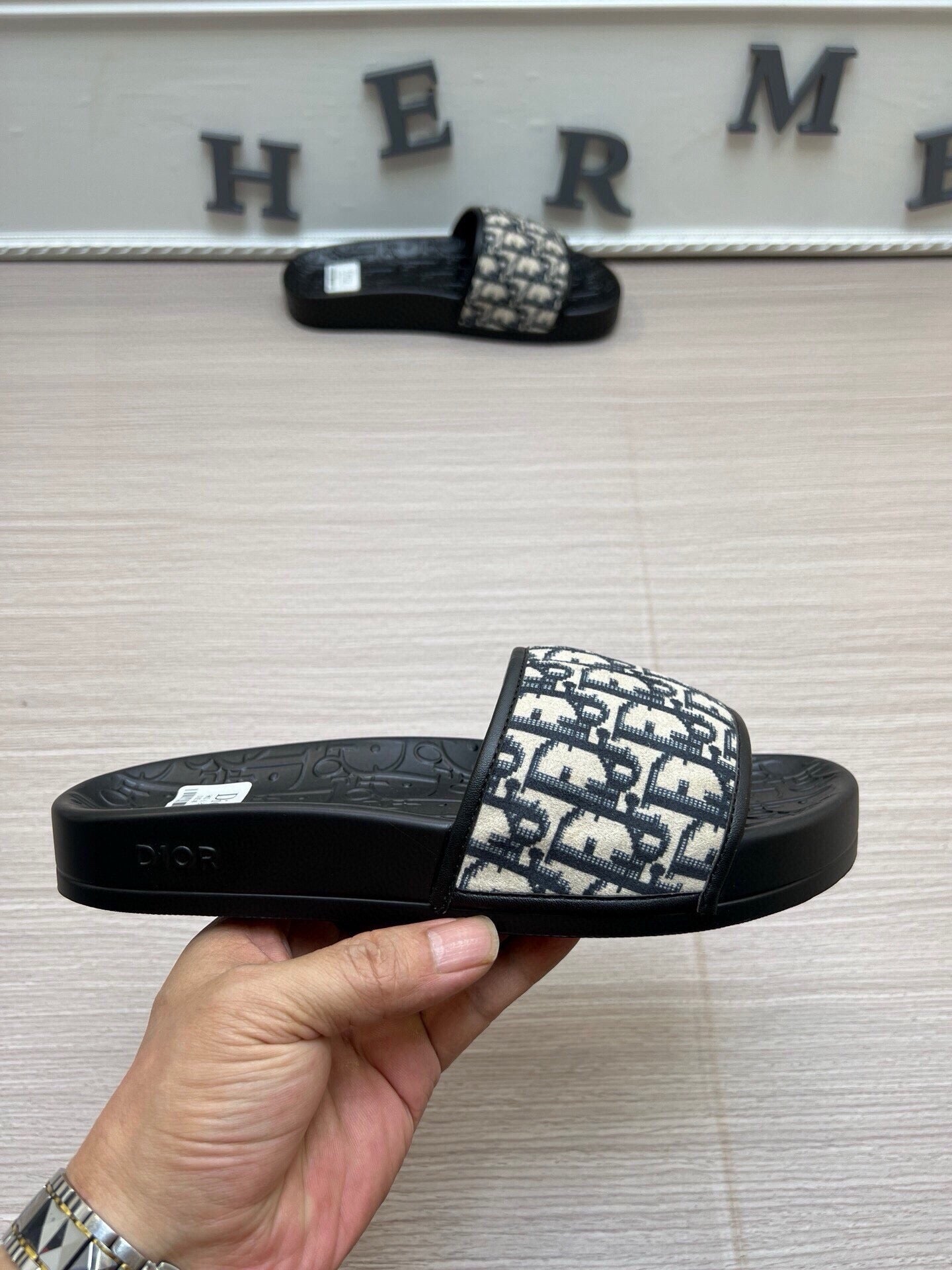 5LD214Z Popular Slippers