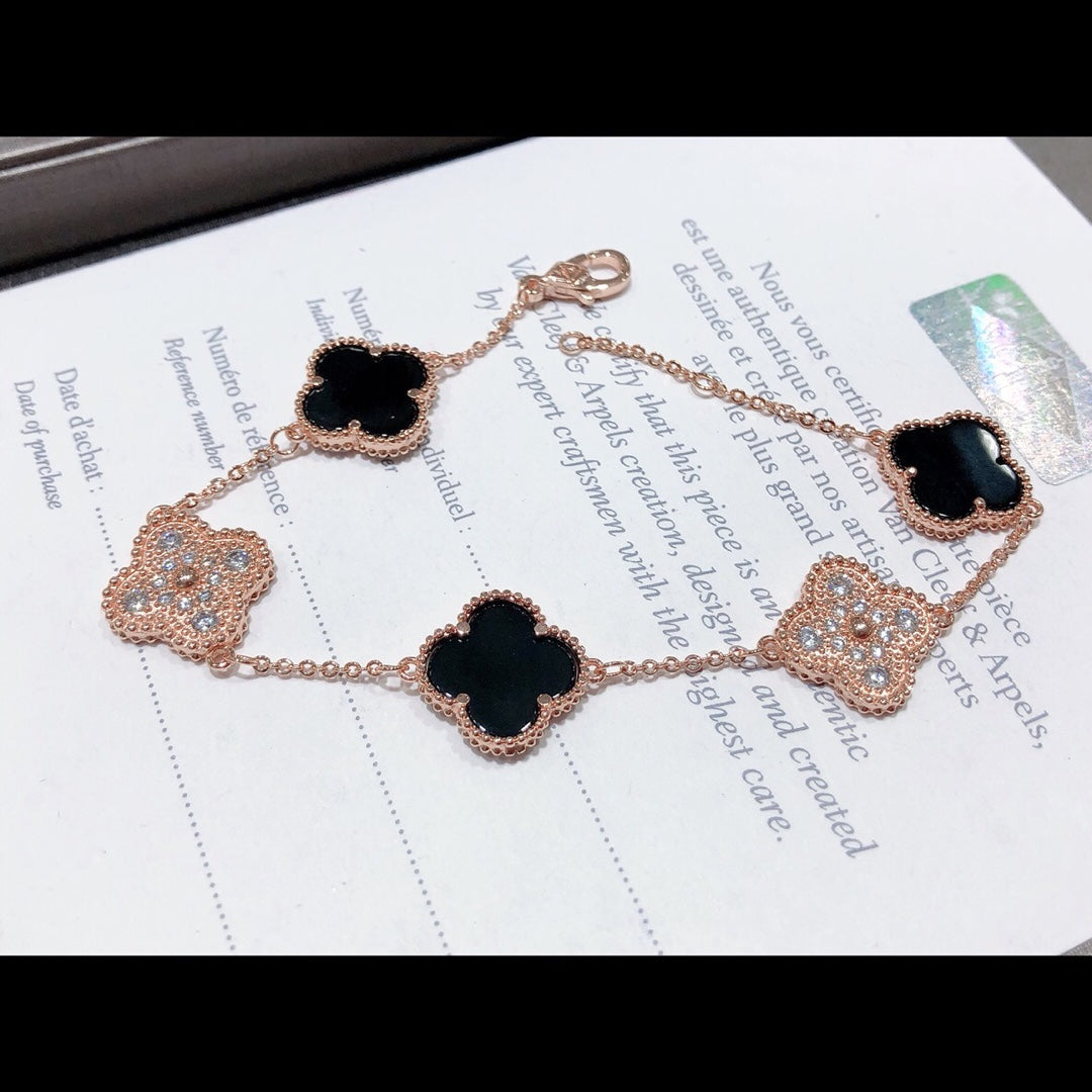5XVA179K  Popular bracelets 5 flowers normal size1.5cm flower