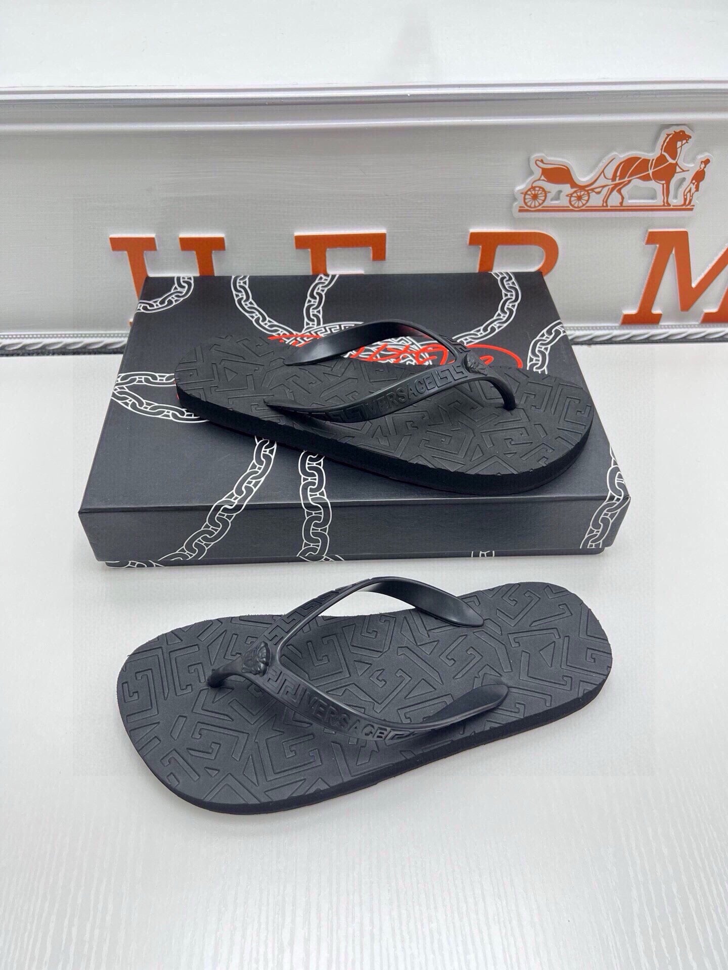 535ZV295Z Popular Slippers