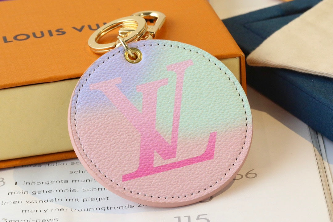 35QE22A Popular bag 's charms accessories