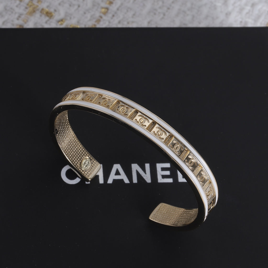 14C315K  Popular Bracelets