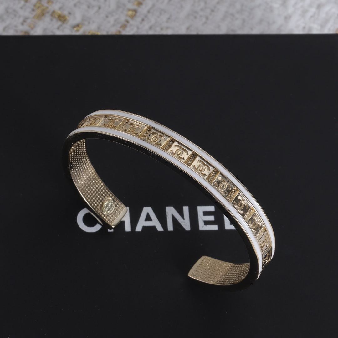14C315K  Popular Bracelets
