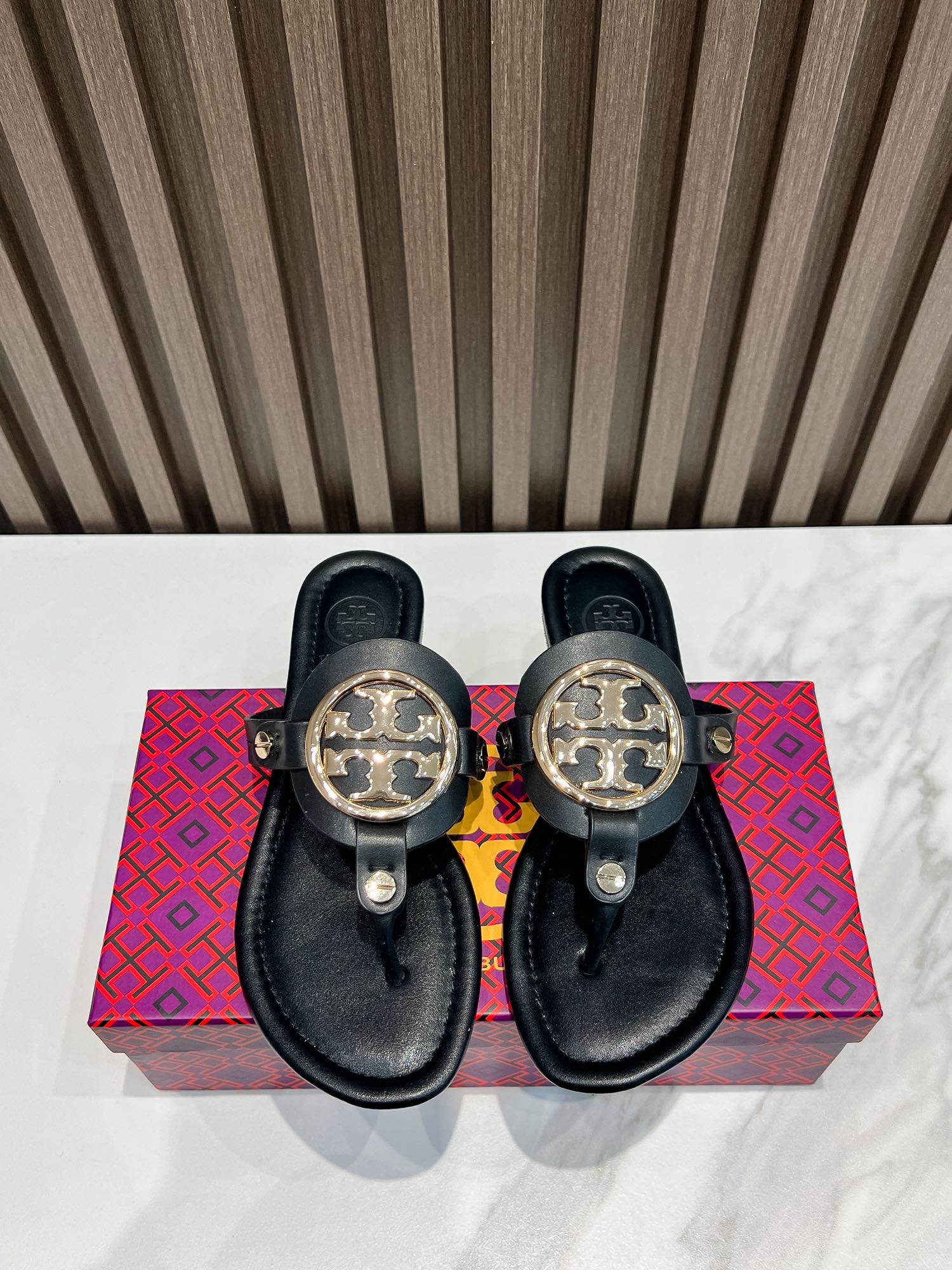 255QA34Z Popular leather shoes