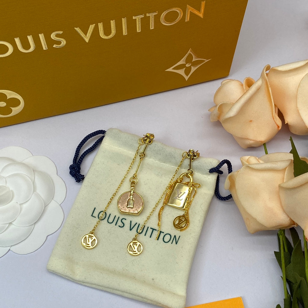 15ZE77E Popular Earrings