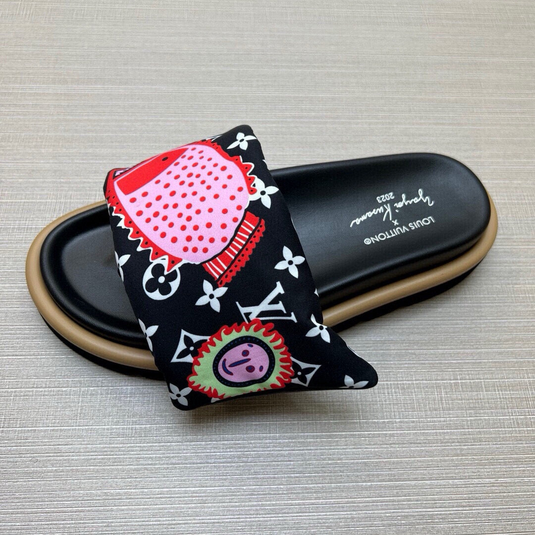 5QE11Z Popular Slippers