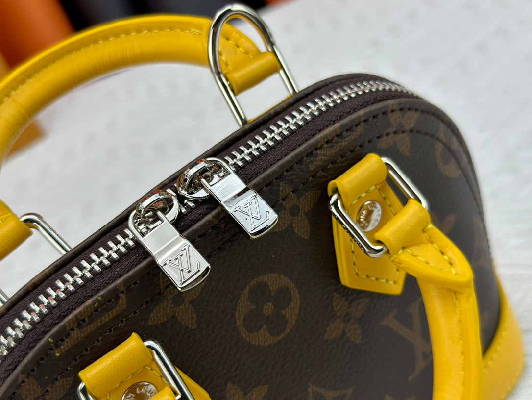 155XE19B Popular leather bag