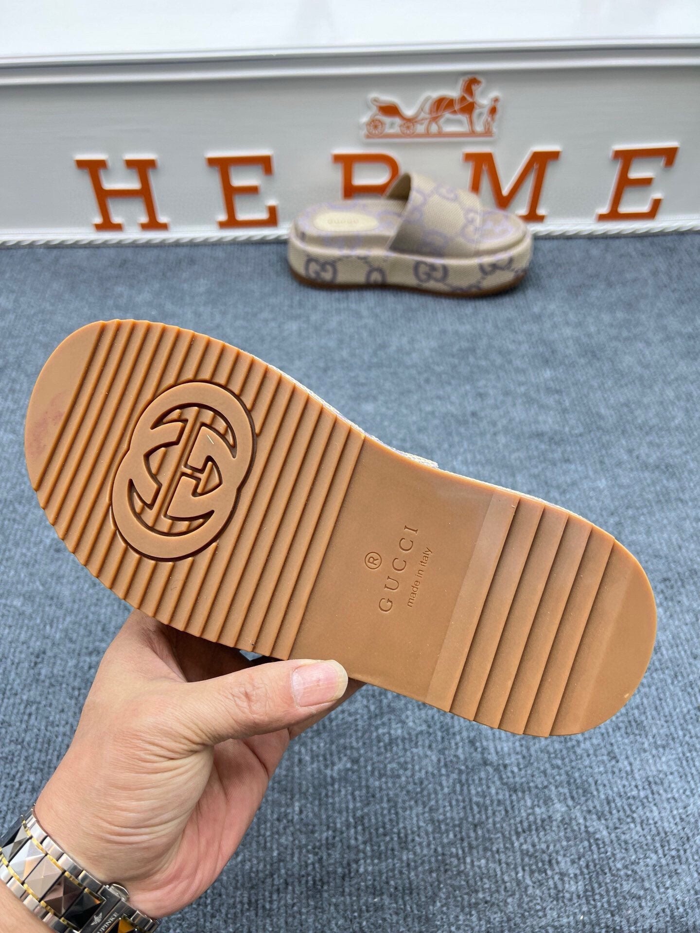 54B122Z Popular slippers  Sole thickness 5.5cm
