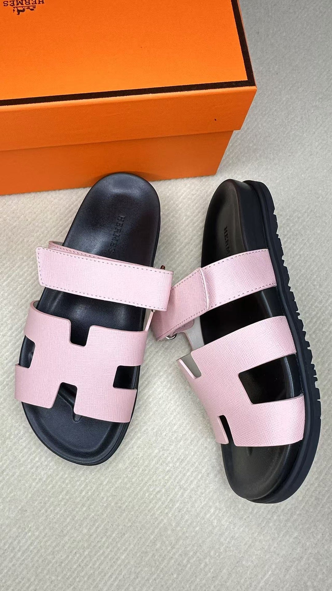 255QH26Z Popular leather shoes