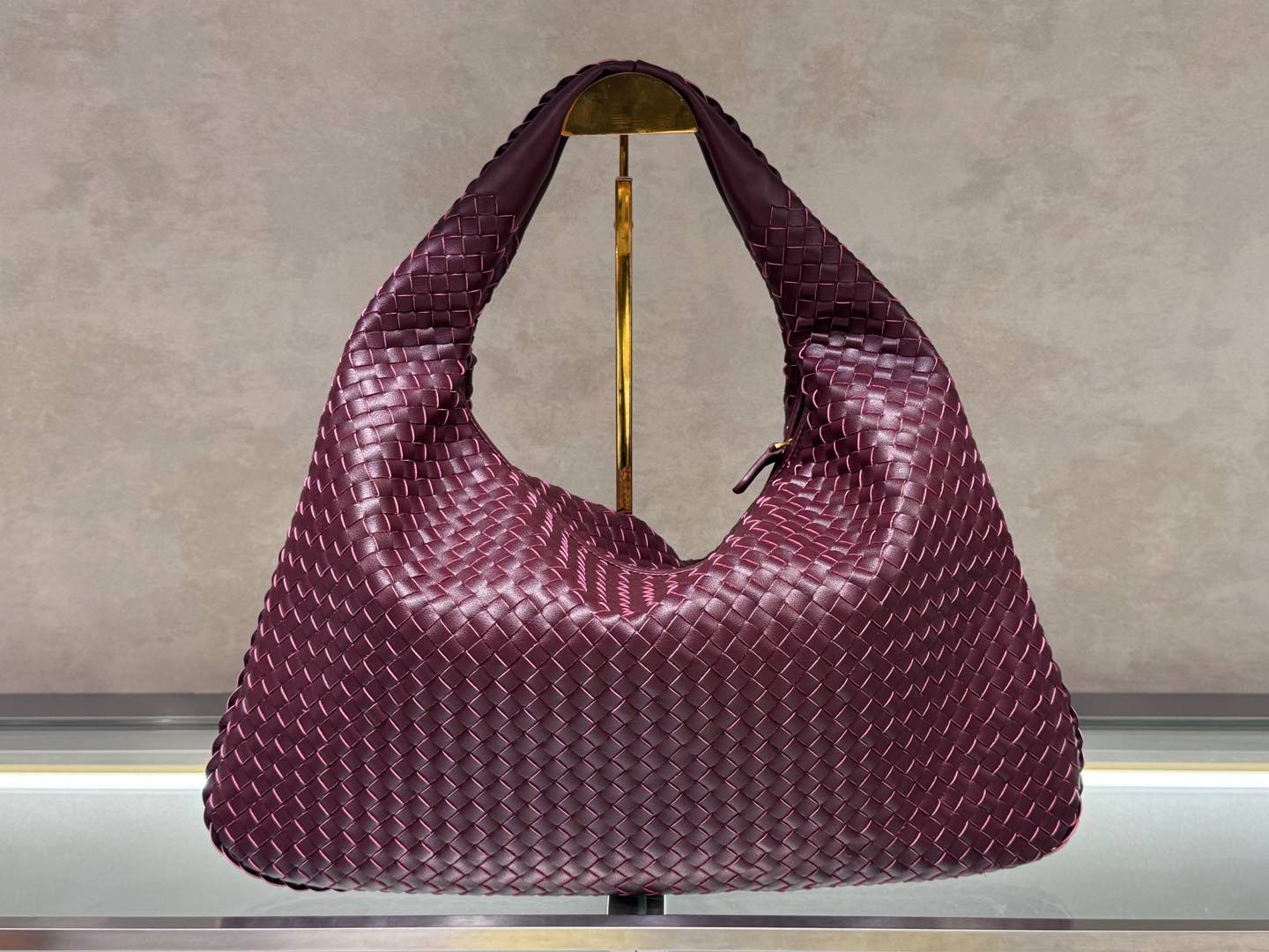 1WA116B Popular leather bag