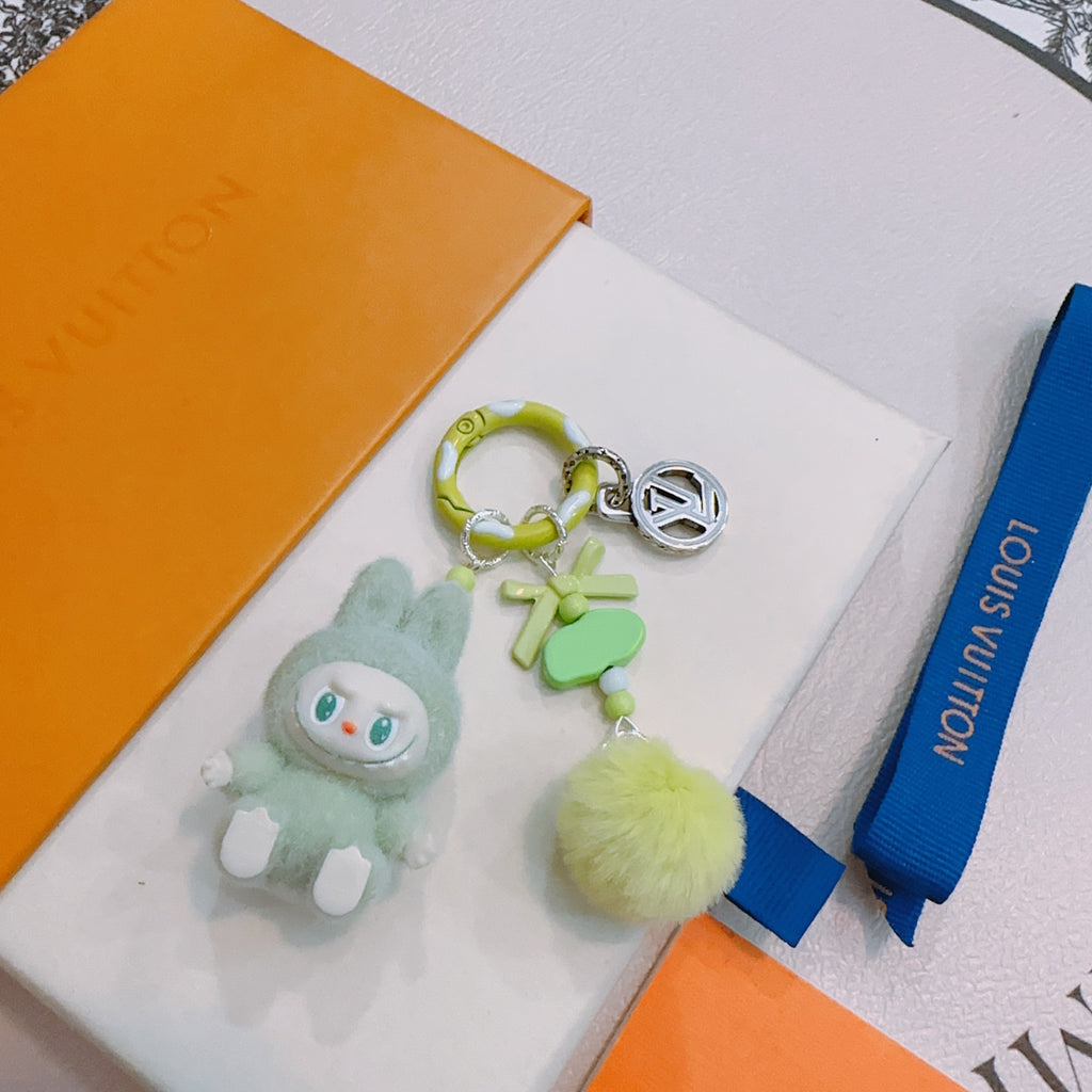 35ZE84A Popular bag 's charms accessories
