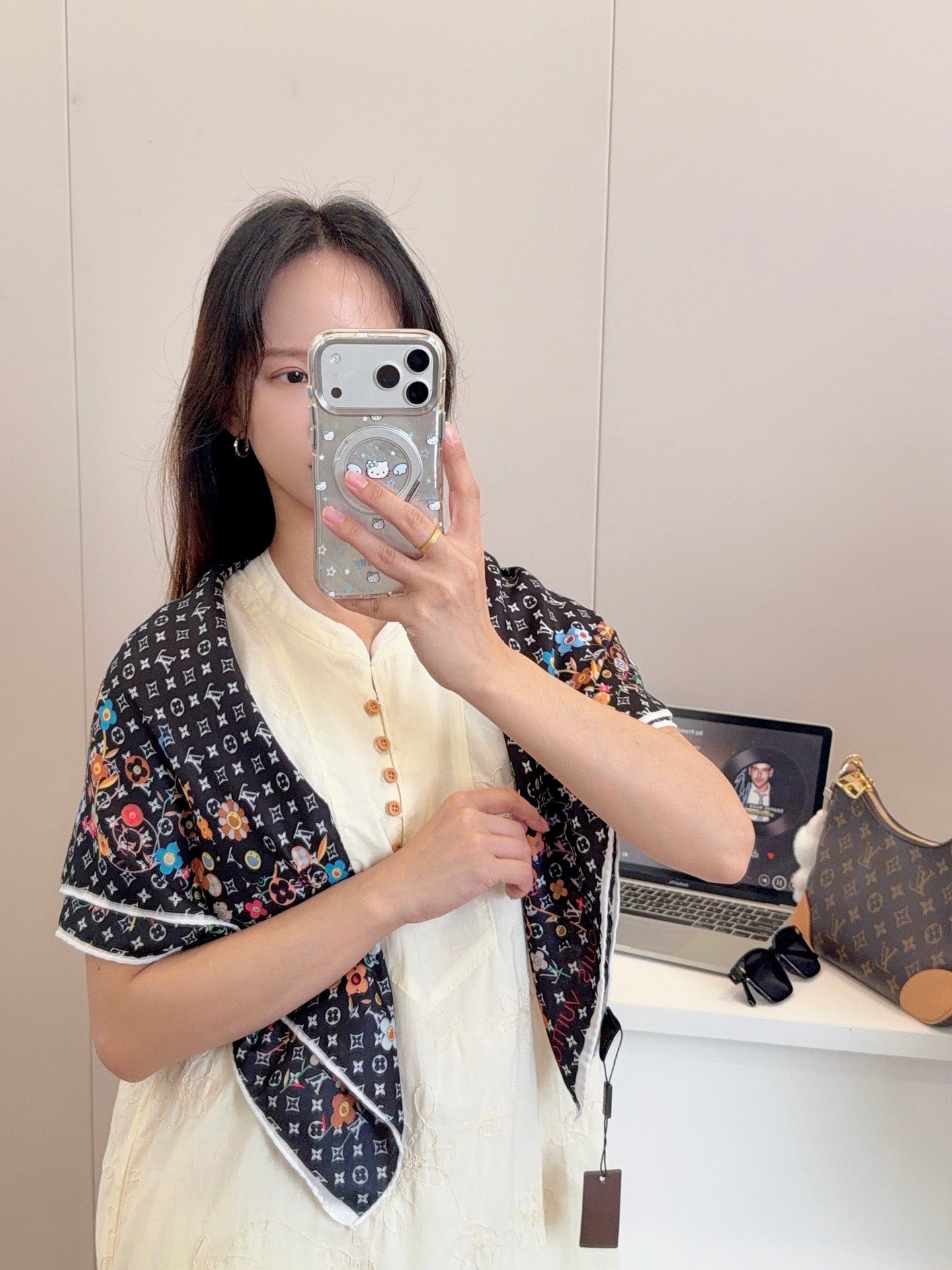 136NE29W Popular Silk Scarve