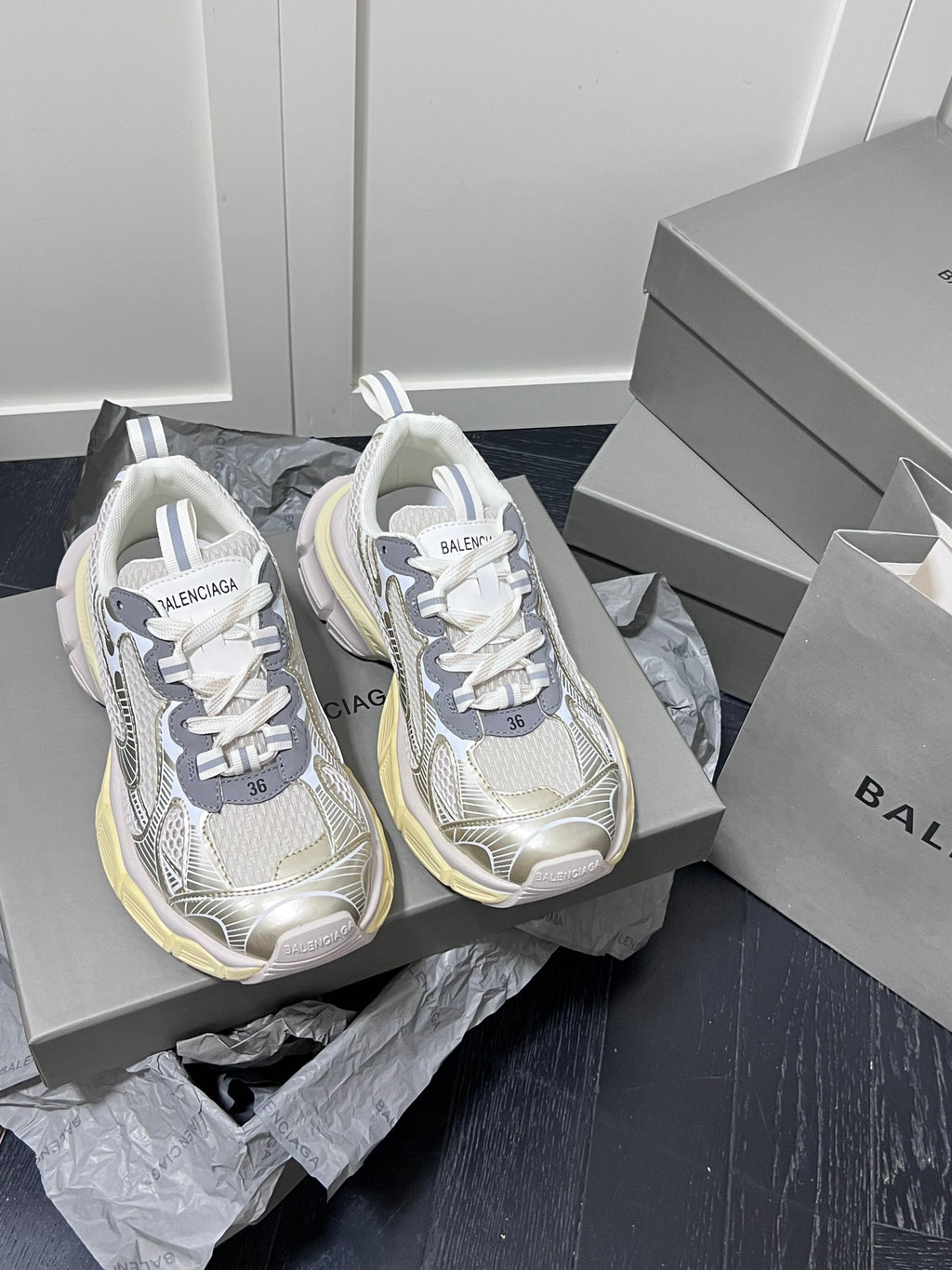 14J115Z Popular shoes