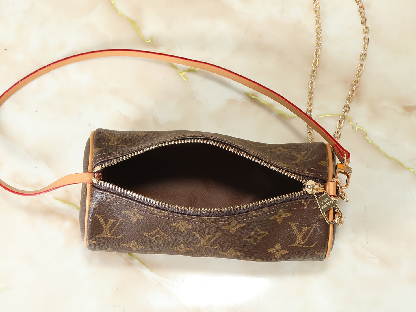 156NE21B Popular leather bag