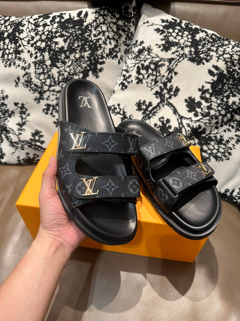 285ZE29Z  Popular leather Shoes