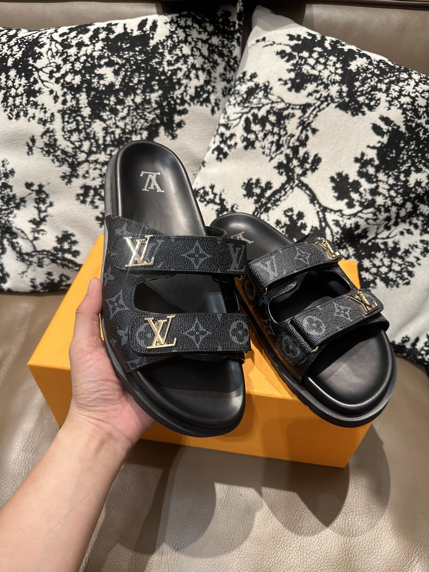 285ZE29Z  Popular leather Shoes