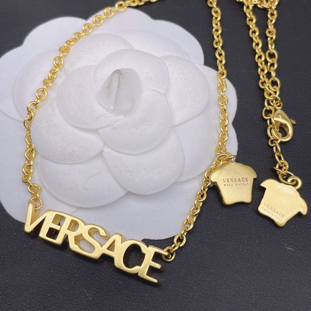 15QV138X Popular Necklace.Bracelet