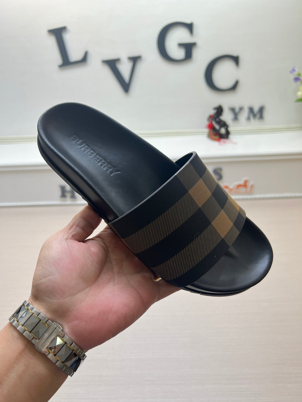 54R119Z Popular slippers