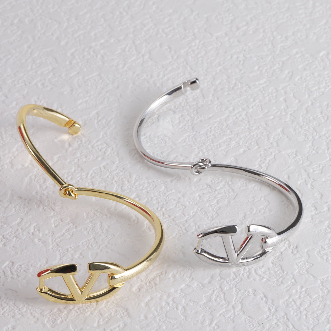 14VL354K  Popular Bracelets