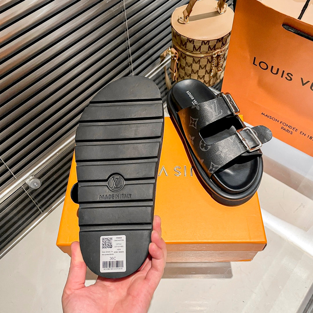 14E194Z Popular Slippers