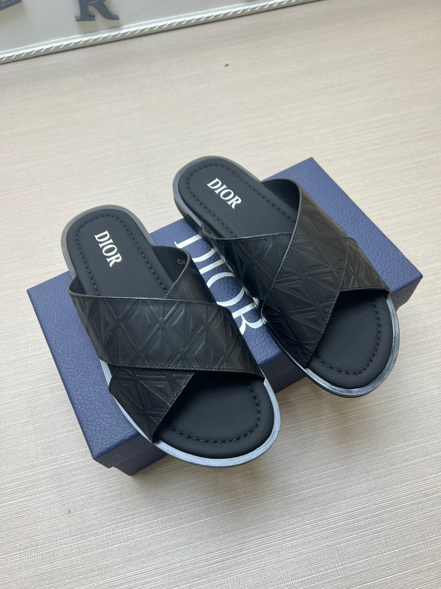 54D78Z Popular slippers