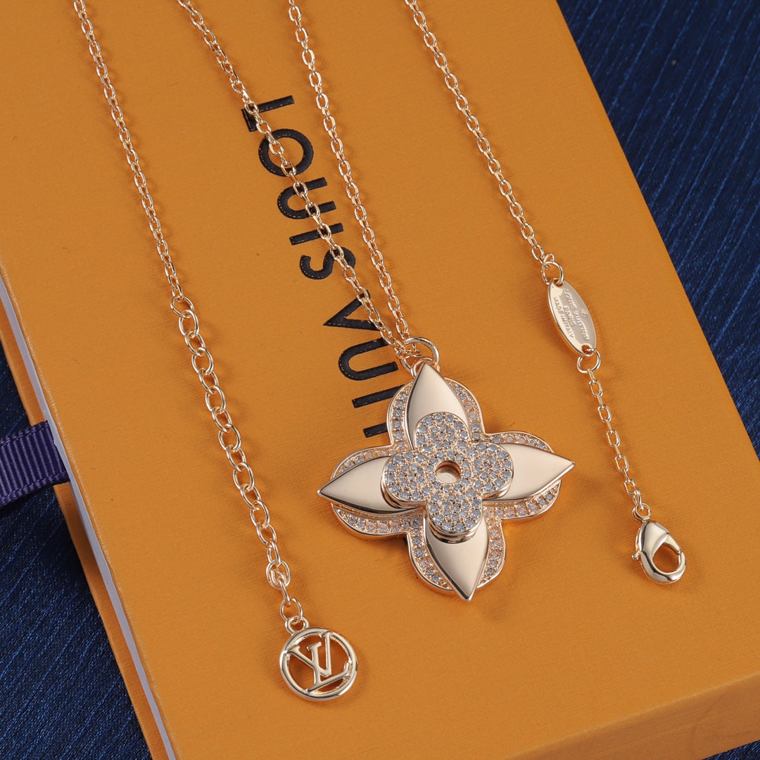 55QE333X Popular Necklaces