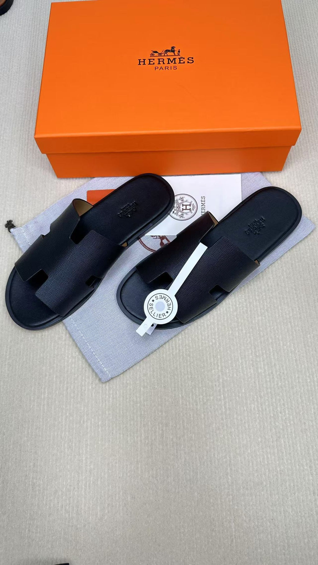 Z2X66H14 Popular high-quality leather Shoes