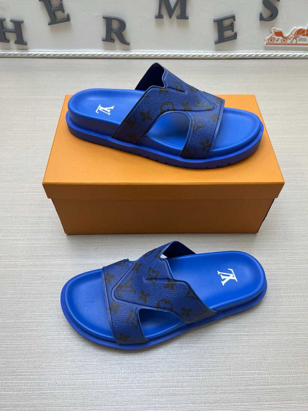 5LE228Z Popular Slippers