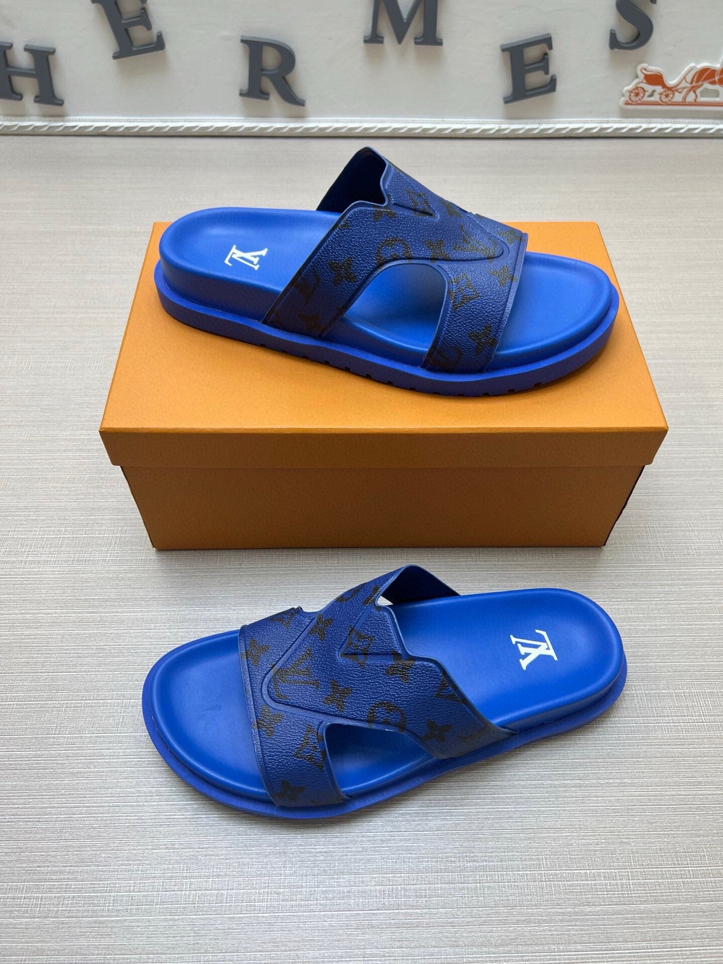 5LE228Z Popular Slippers