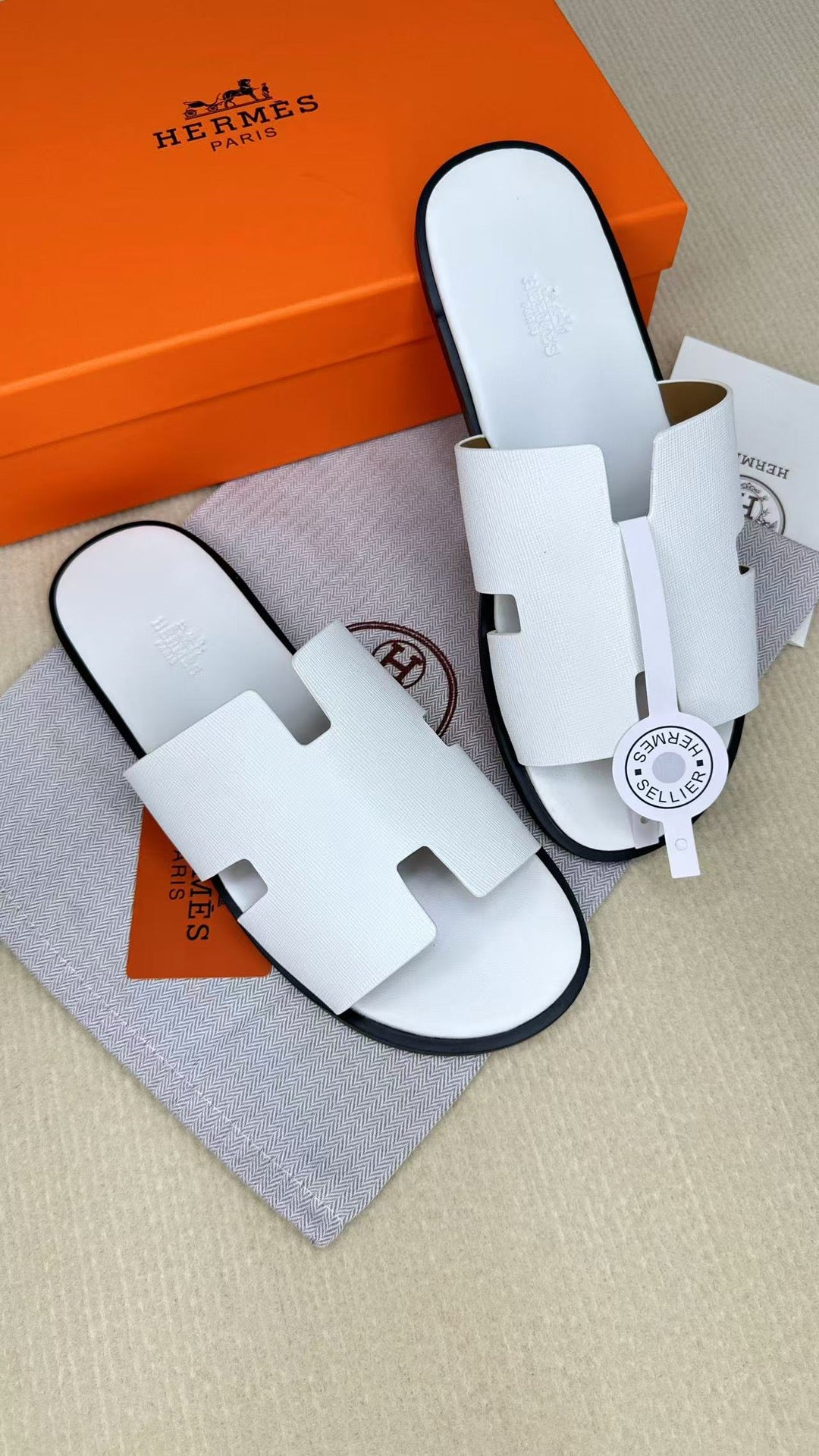 Z2X66H14 Popular high-quality leather Shoes