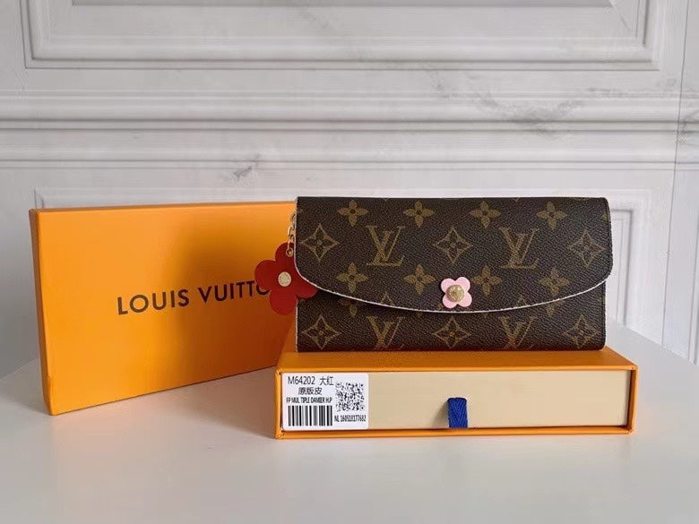 146PE55B Popular leather Wallets