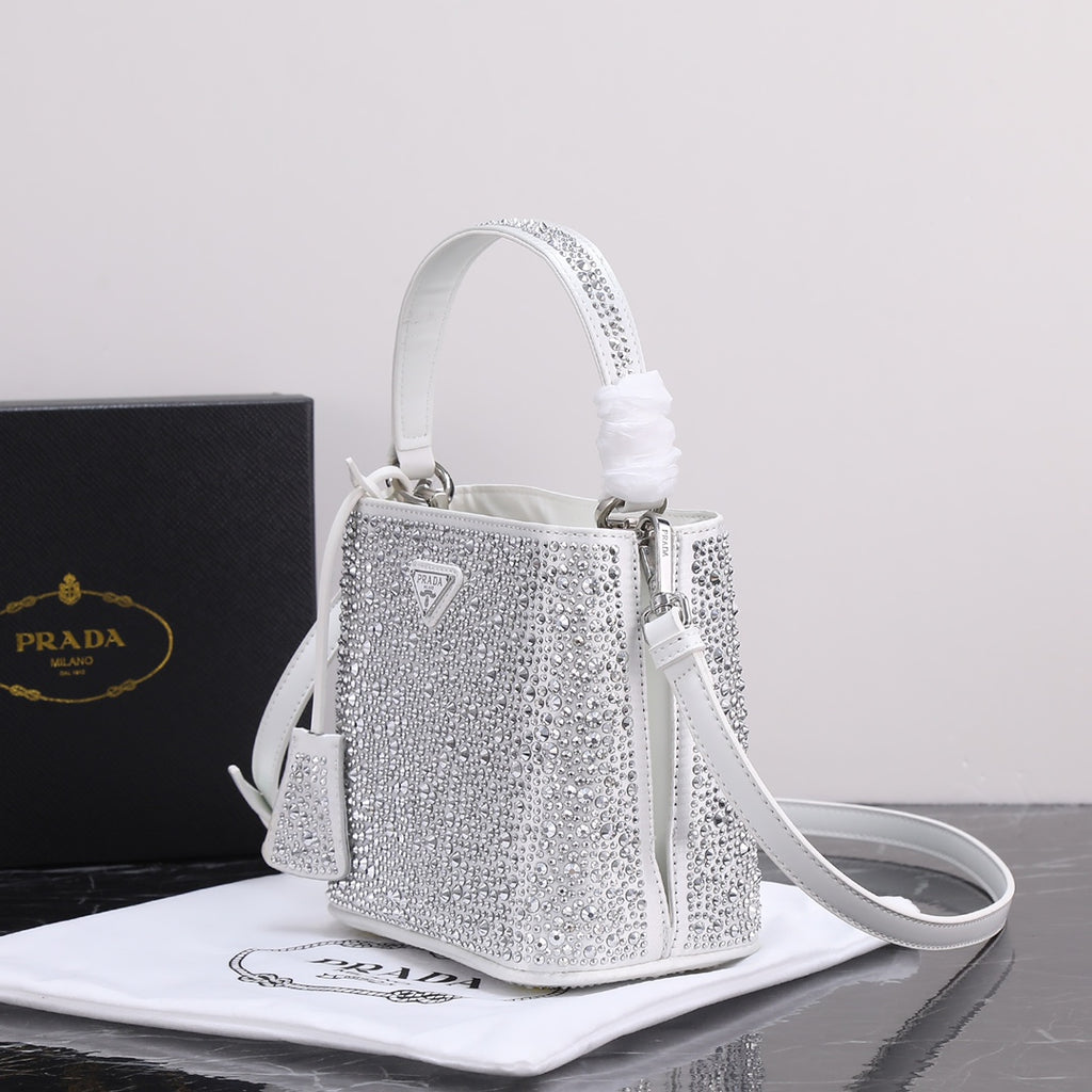 2XPD265B Popular    leather bag 