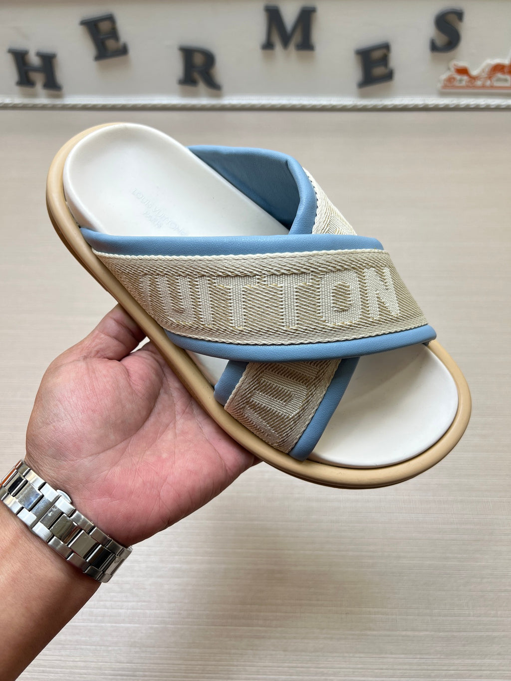 535ZE271Z Popular Slippers