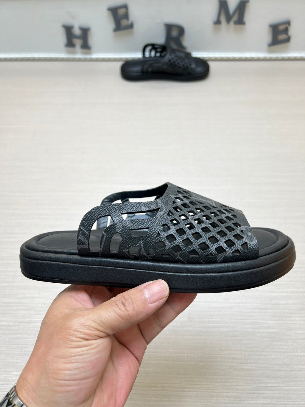 54E83Z Popular slippers