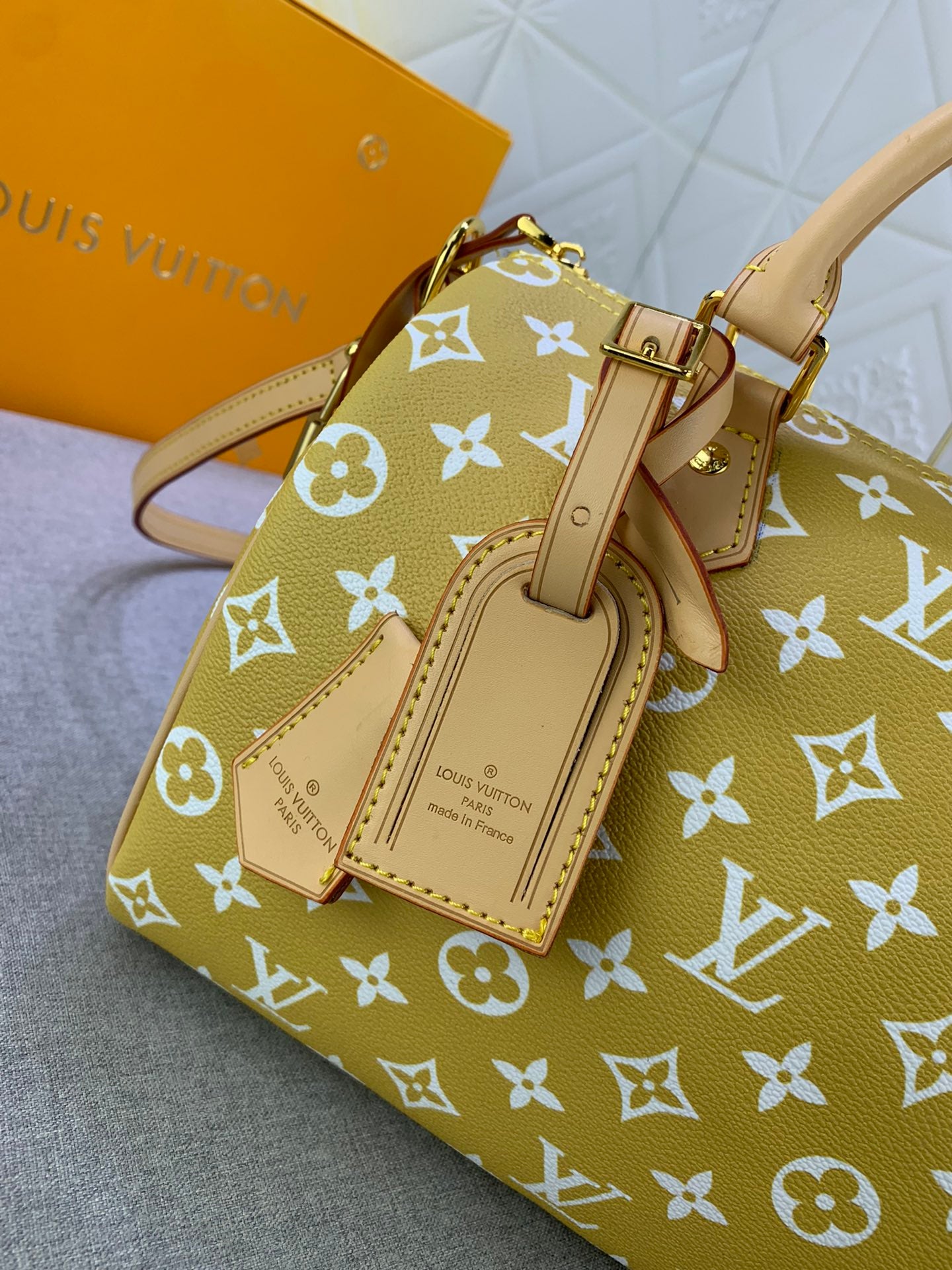 2XE268B Popular  leather bag 