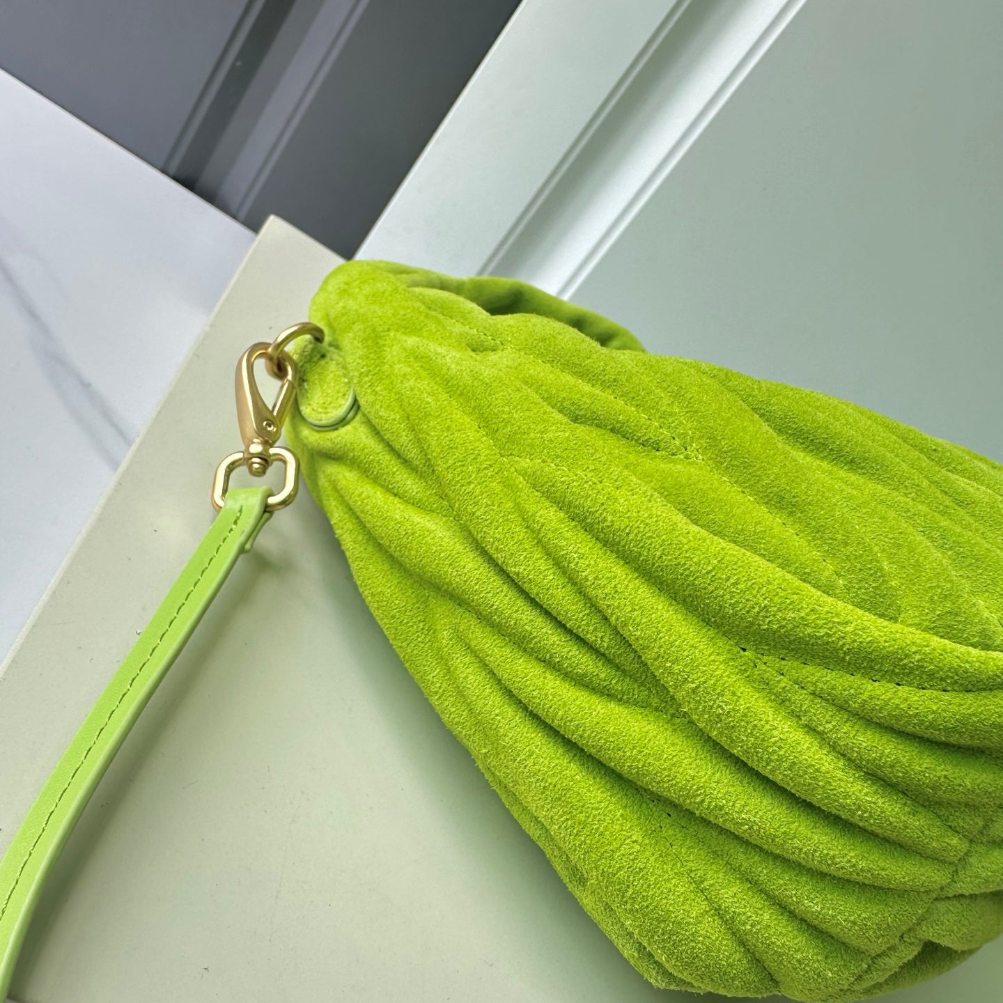 B1P46A117 Popular buckskin bag