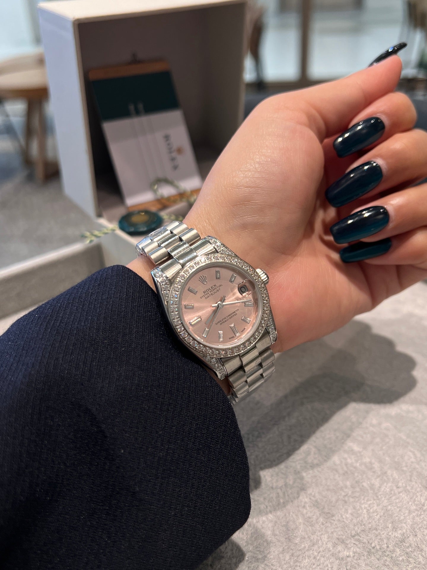 136RL26L Popular Watches