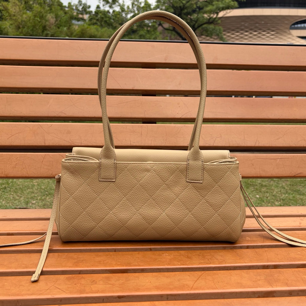 B1X66C4 Popular leather bag