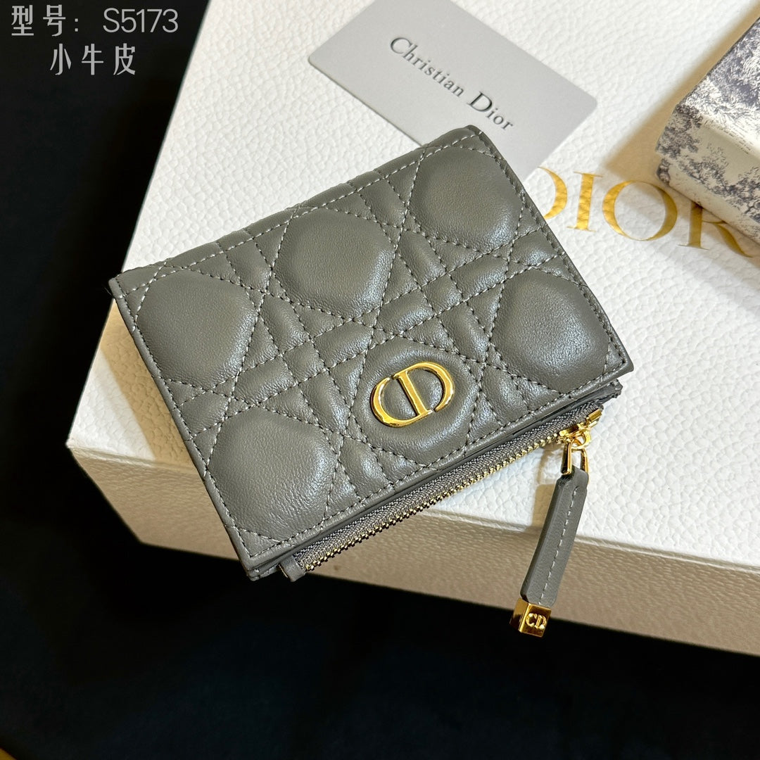 15RD134B Popular Wallets