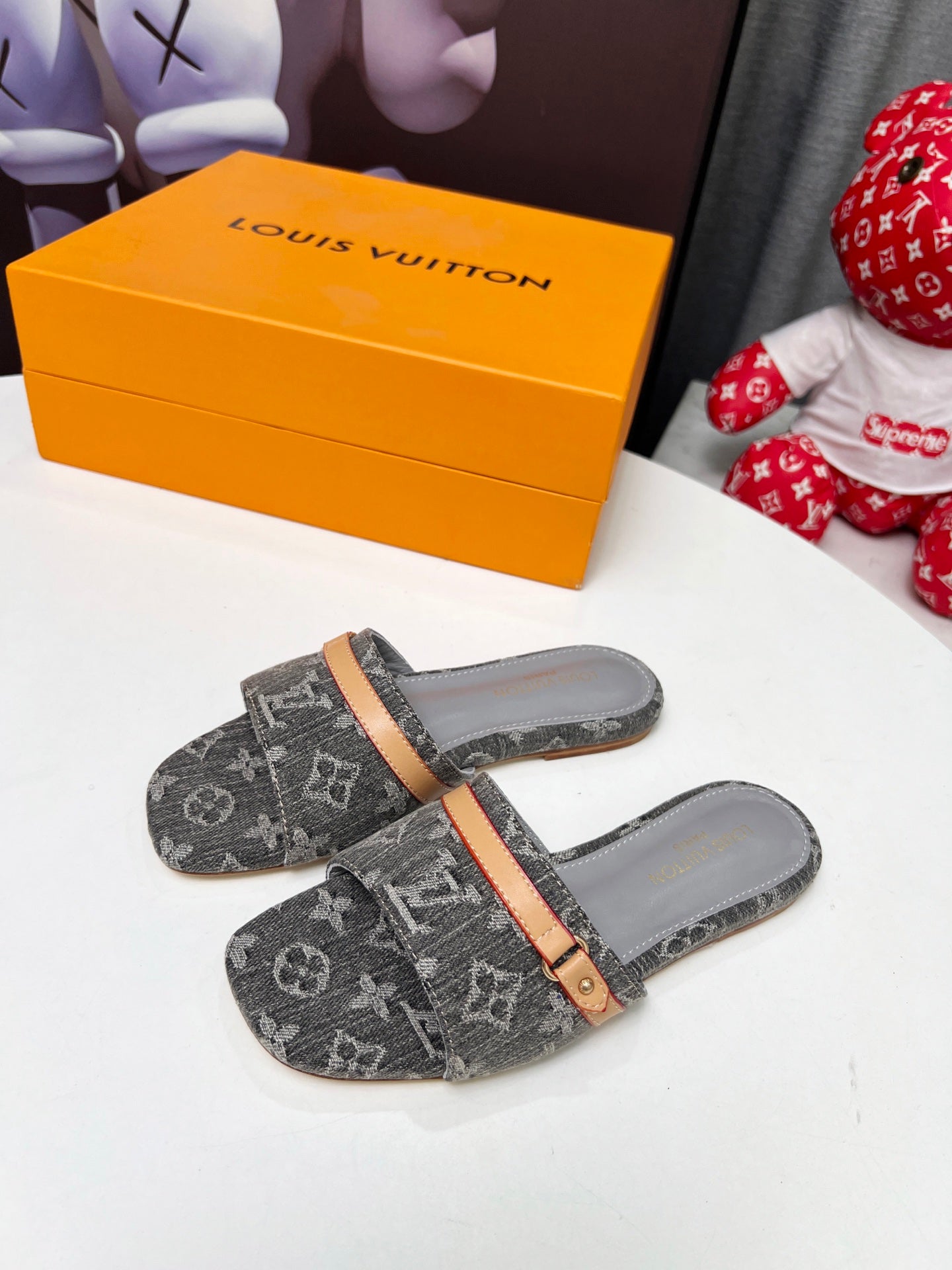 245RE23Z Popular high-quality shoes