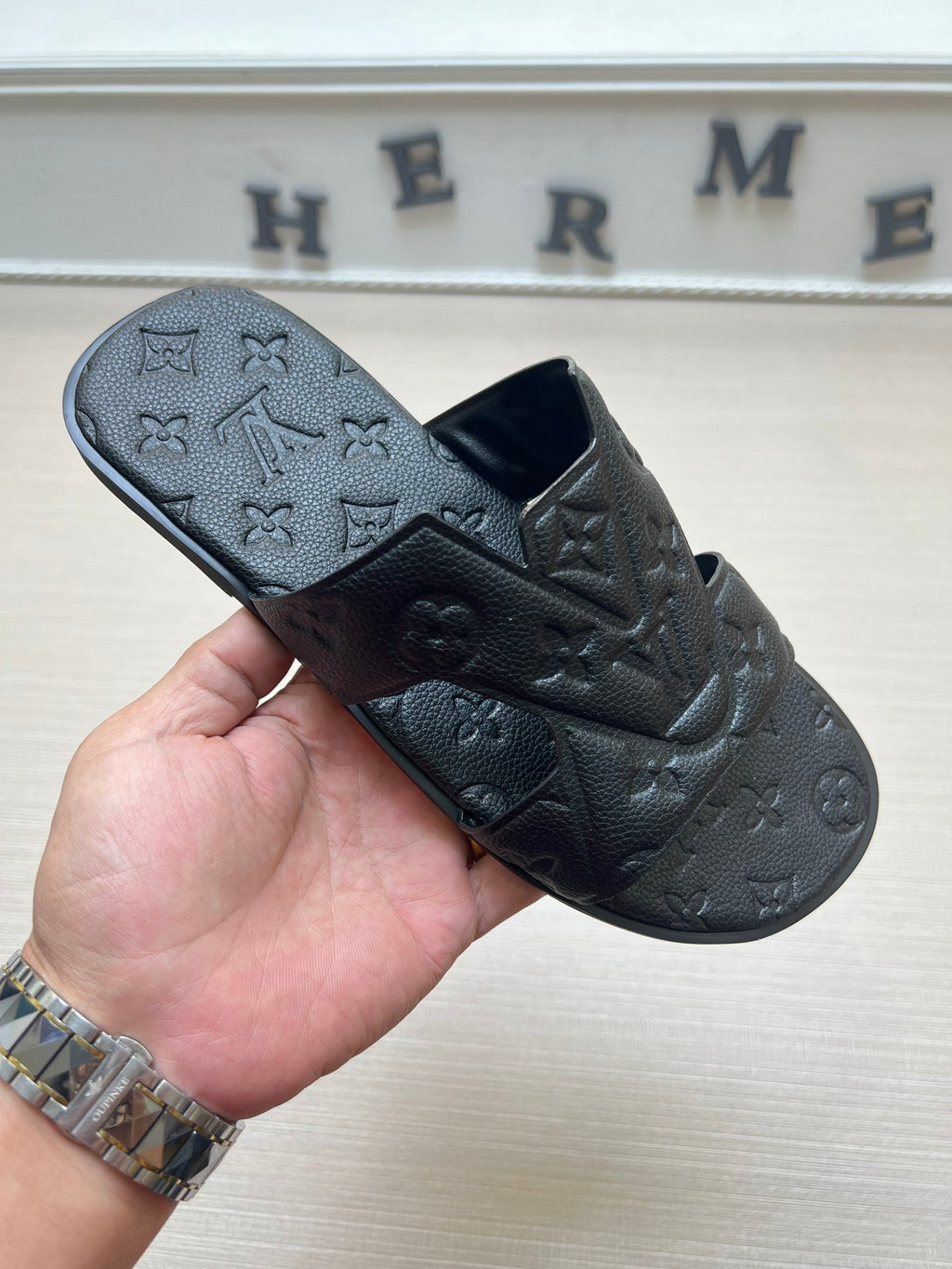 54E34Z Popular slippers
