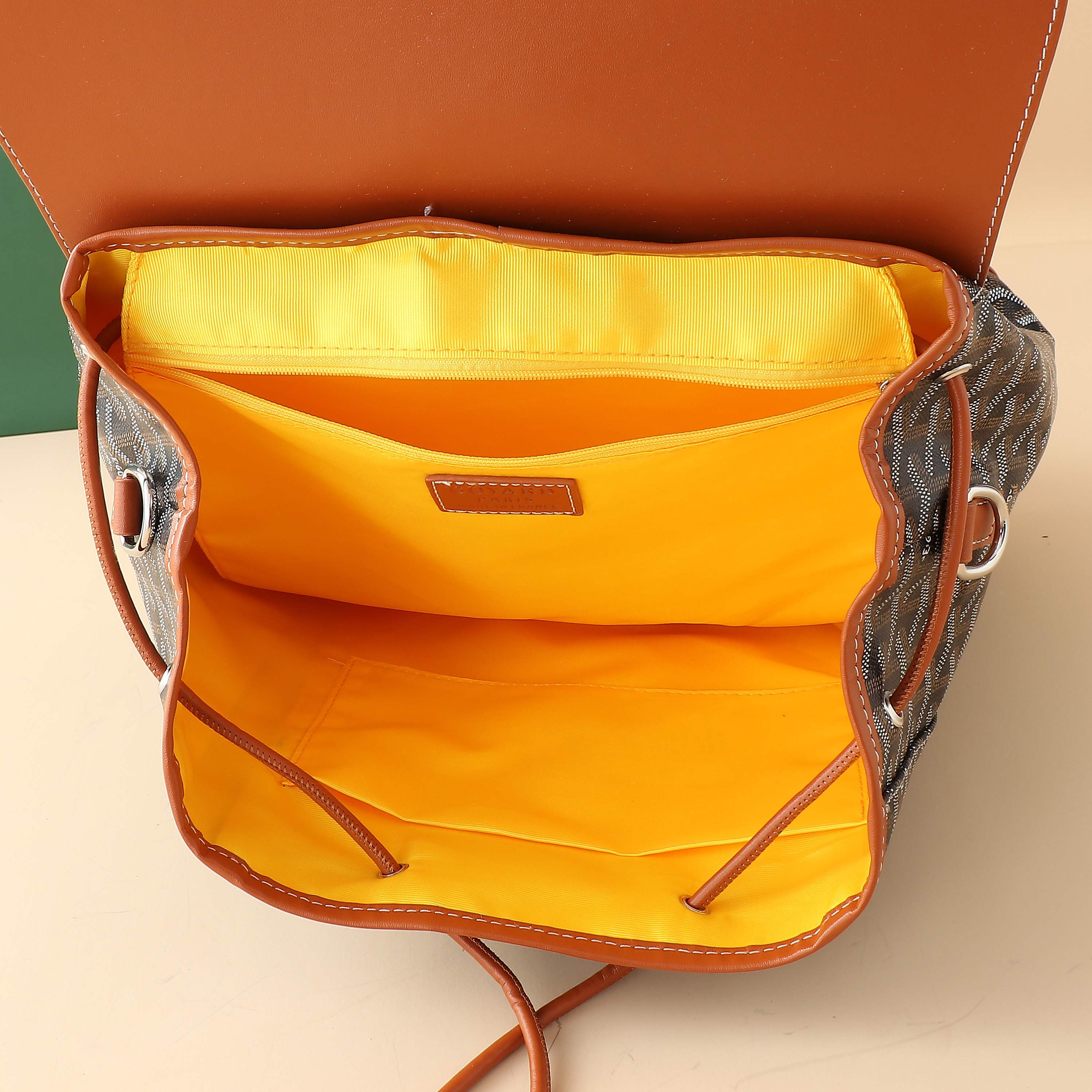 1WA104B Popular bag