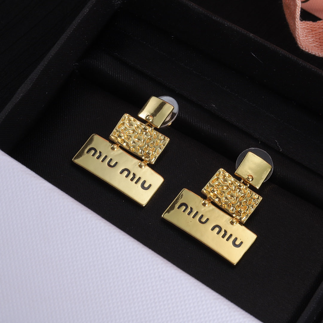 14A524E Popular  Earrings